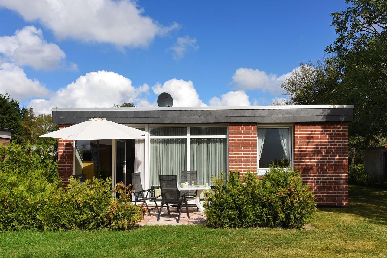Ferienhaeuser Taddigshoern Bensersiel Exterior photo